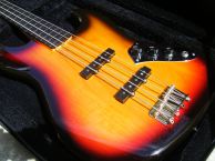 MOJO GUITARE JB Fretless