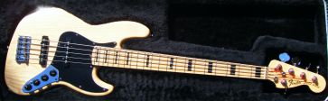 FENDER JAZZ BASS American Deluxe 5 cordes