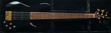 YAMAHA BB 605 électronique active 5 cordes