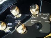 YAMAHA BB 605 électronique active 5 cordes