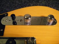 FENDER TELECASTER avec électronique MOJO GUITARE